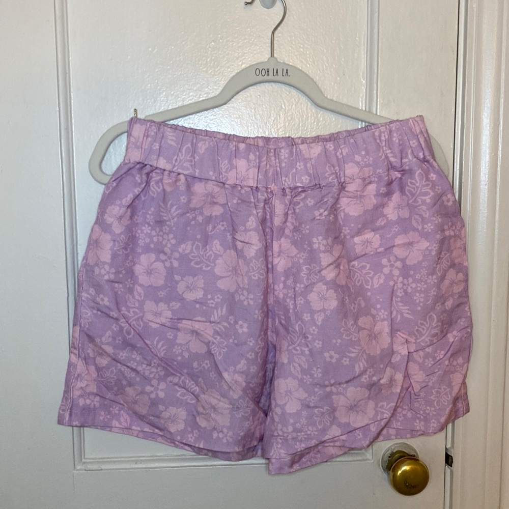 RELAXED LINEN SHORTS